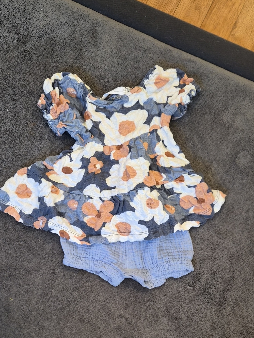 Kids Floral Ruffle Top and Bloomers Set - Blue & Peach